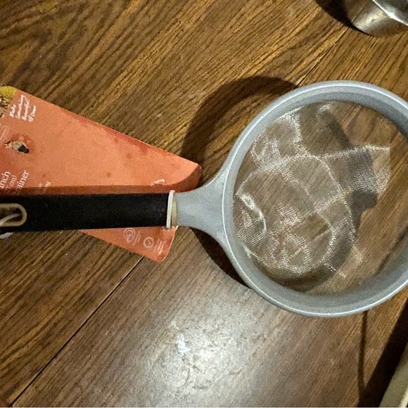 Large strainer - Picture 4 of 4